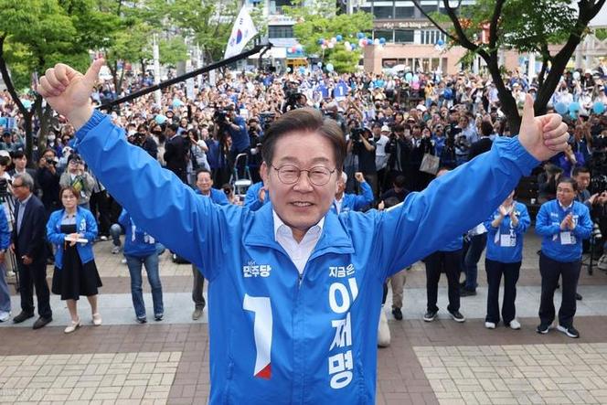 2025澳门天天开好彩大全回顾和李在明正式宣誓就职与李在明是什么党